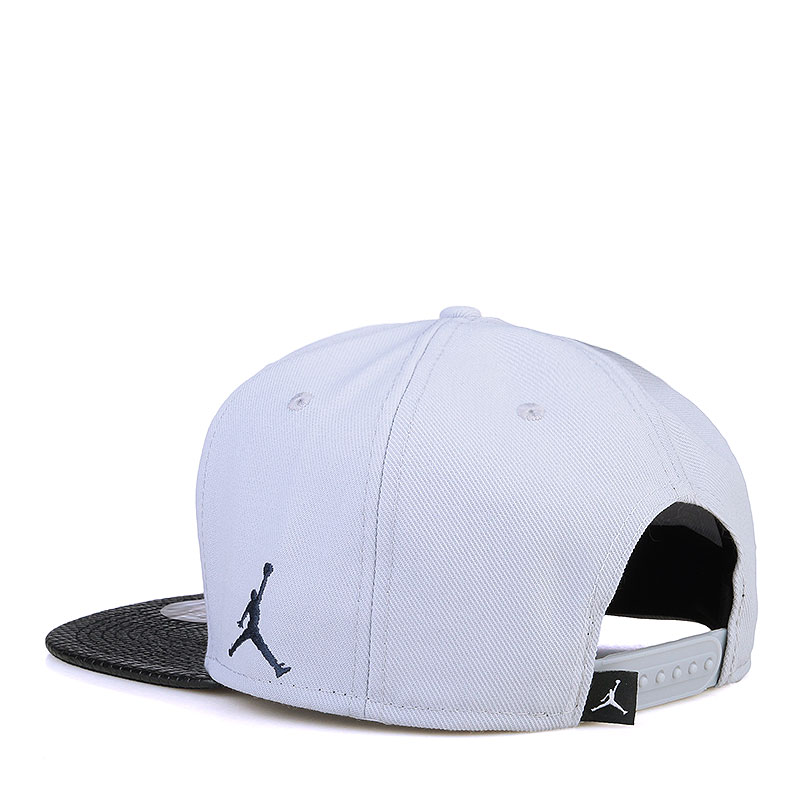 мужская серая кепка Jordan Jordan 2 Snapback 724891-012 - цена, описание, фото 2